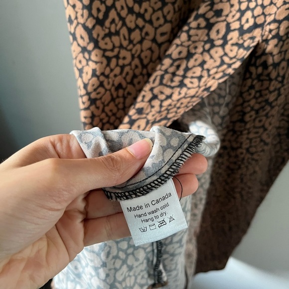 Park & Fifth Black and Brown Cheetah Brown Long Sleeve Leg Slit Dress - XS - Picture 5 of 12